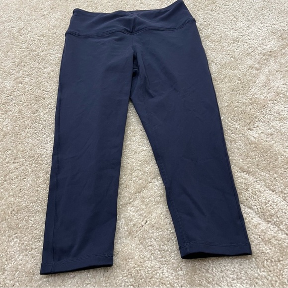 prAna Capri Yoga Active Pants Leggings Navy Blue Size Medium Gym, - Picture 14 of 15